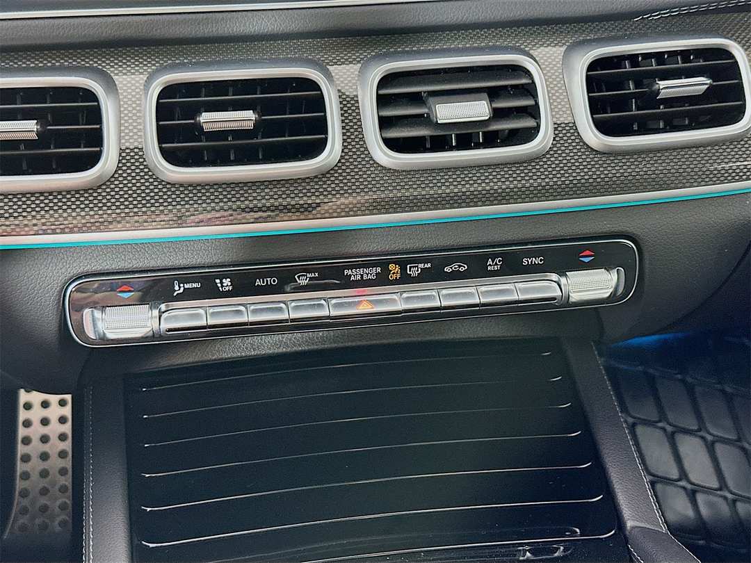 2022 Mercedes-Benz GLS GLS 450 - Image 16