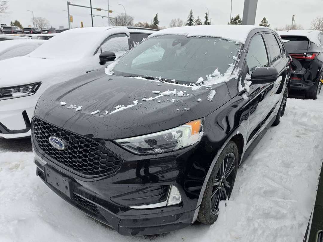 2023 Ford Edge ST LINE - Image 2