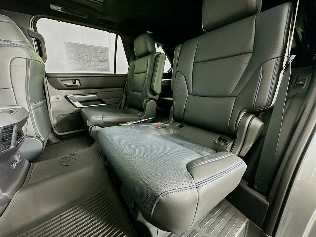 2026 Toyota Sequoia Platinum - Image 24