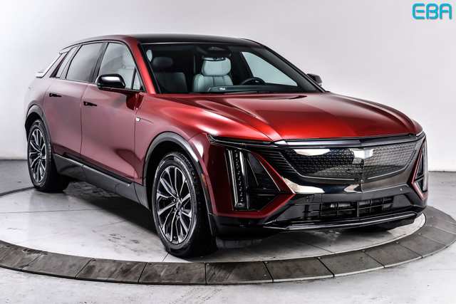 2024 Cadillac Lyriq Sport