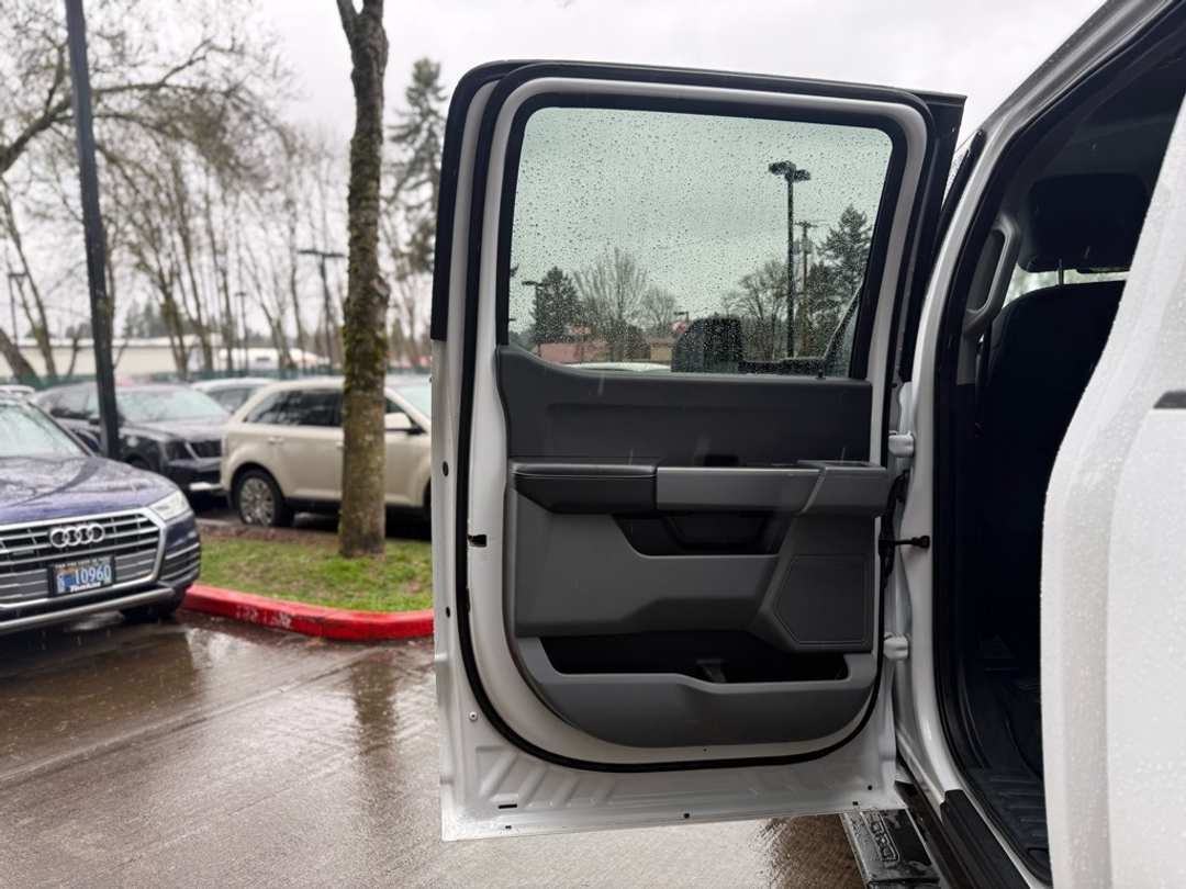 2024 Ford F-350Sd Lariat - Image 24