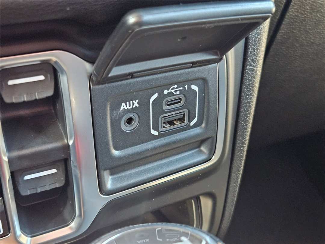 2026 Jeep Wrangler Sport - Image 26