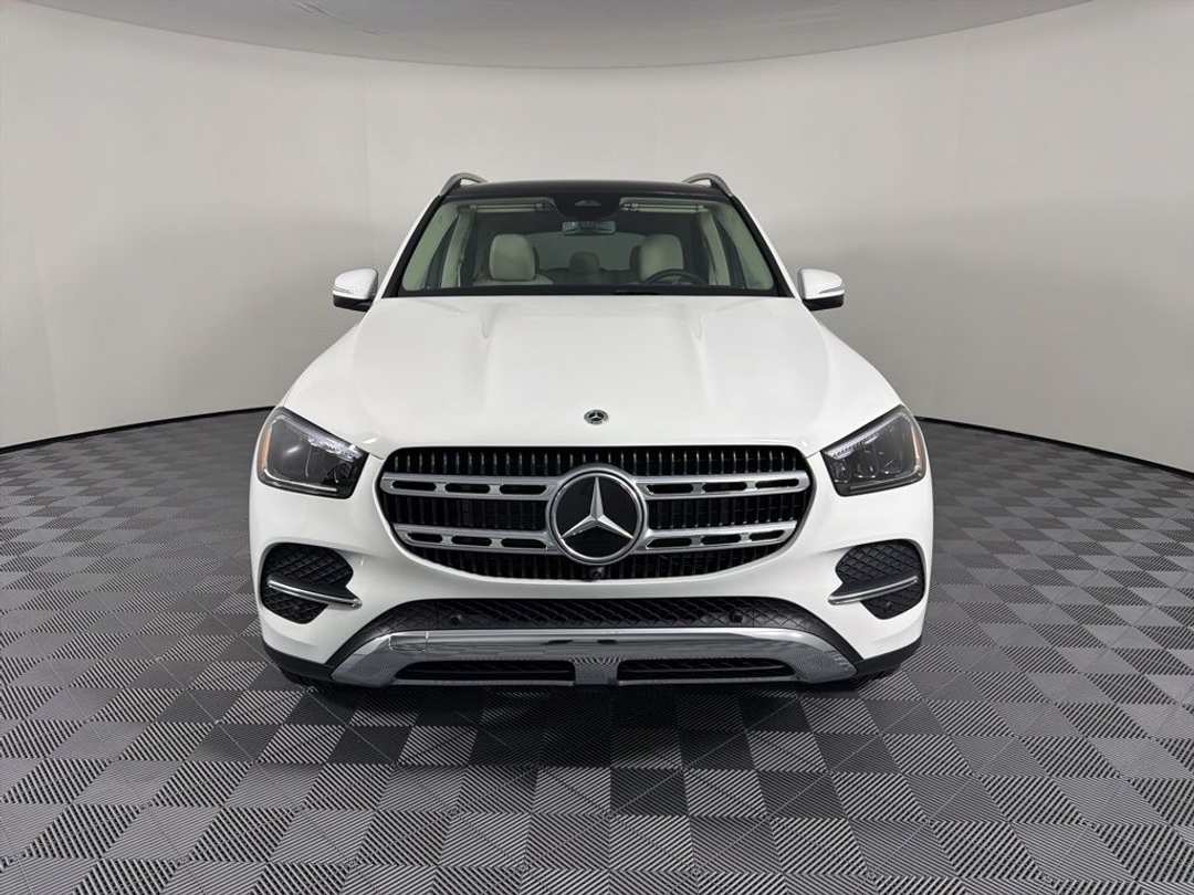 2026 Mercedes-Benz GLE 350 - Image 3