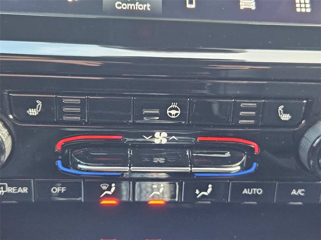 2025 Jeep Grand Cherokee Altitude X - Image 24