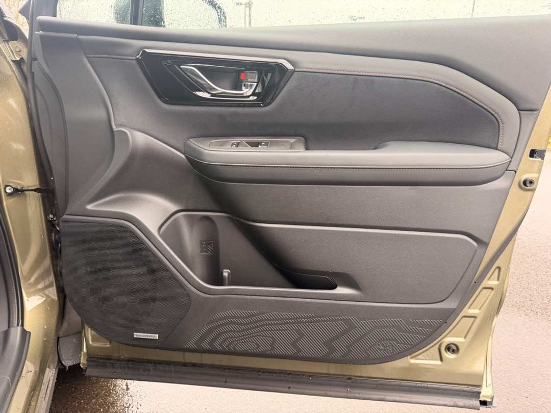 2026 Subaru Forester Touring - Image 28