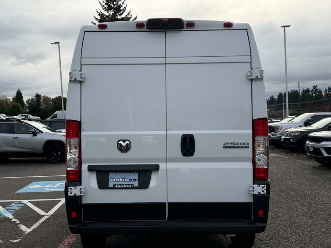 2026 Ram Promaster 2500 High Roof - Image 8