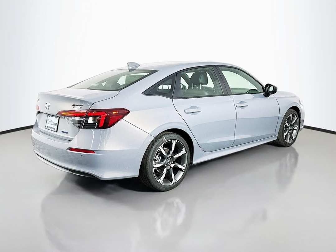 2026 Honda Civic Sport Touring - Image 7