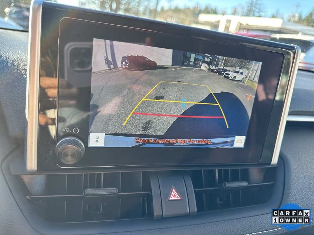 2024 Toyota Rav4 LE - Image 36
