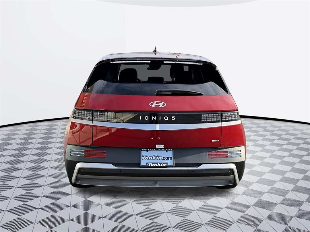 2026 Hyundai Ioniq 5 SEL - Image 6
