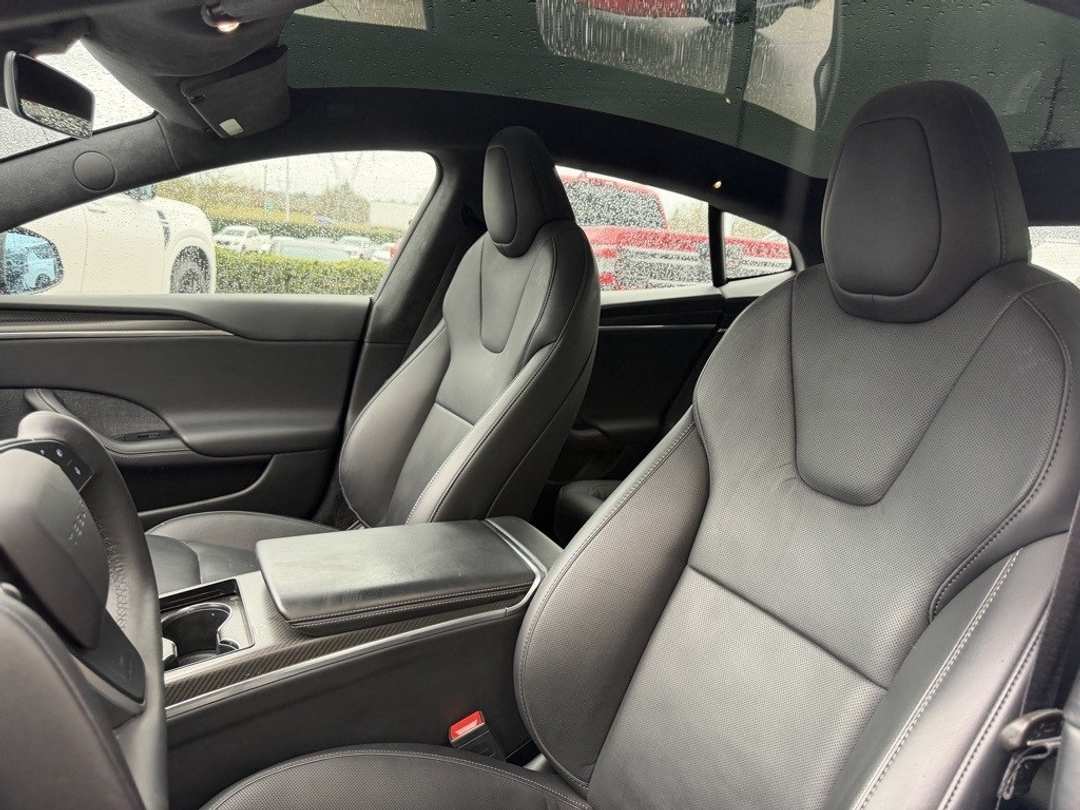 2021 Tesla Model S Plaid - Image 18