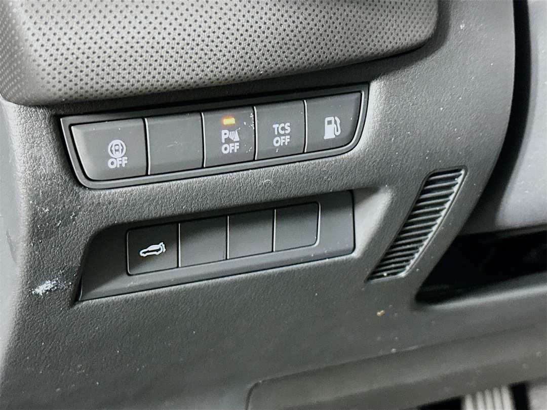 2026 MAZDA Cx-50 Preferred - Image 10