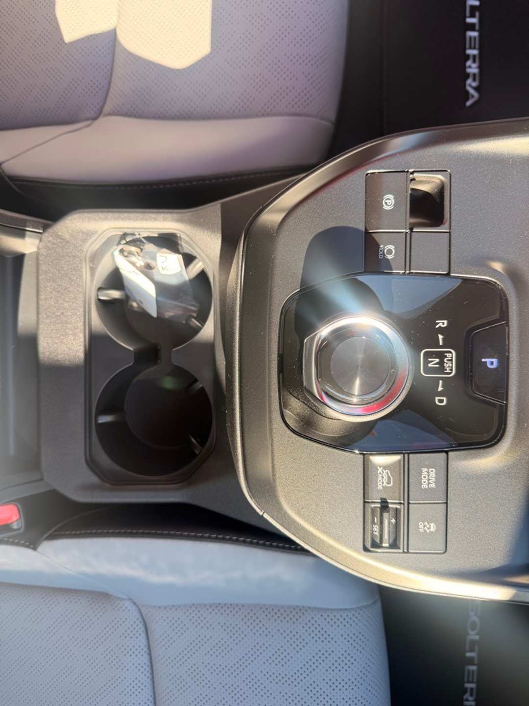 2026 Subaru Solterra Premium - Image 34