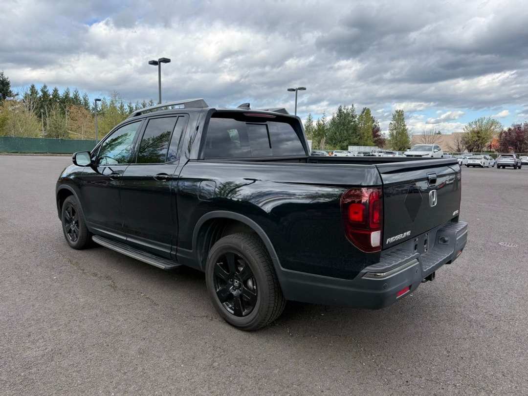 2020 Honda Ridgeline Black Edition - Image 2