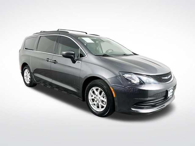 2020 Chrysler Voyager LX