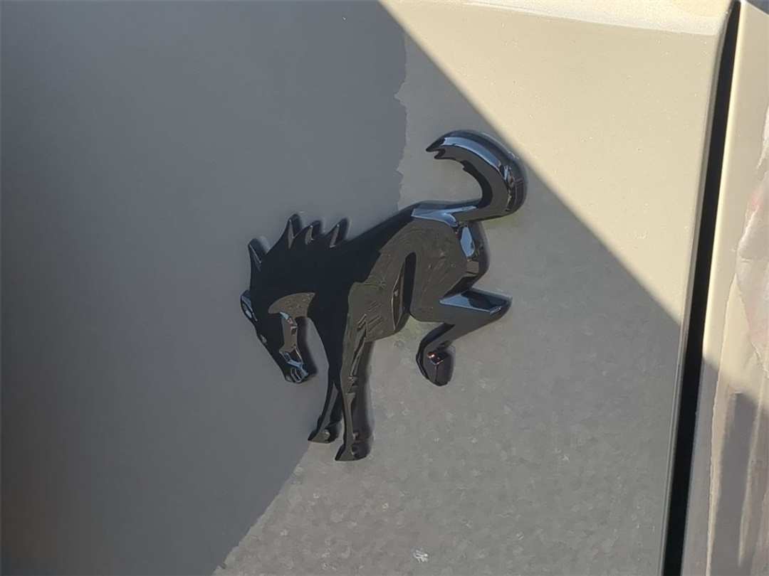 2025 Ford Bronco Outer Banks - Image 27