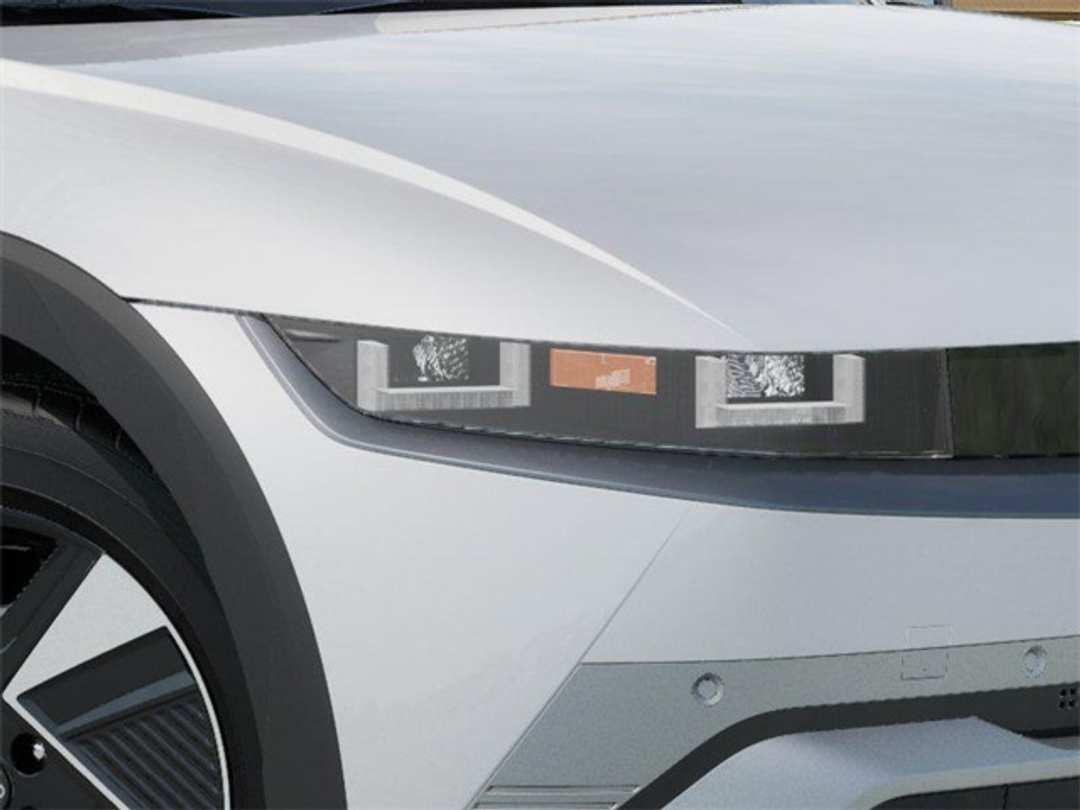 2026 Hyundai Ioniq 5 SEL - Image 9