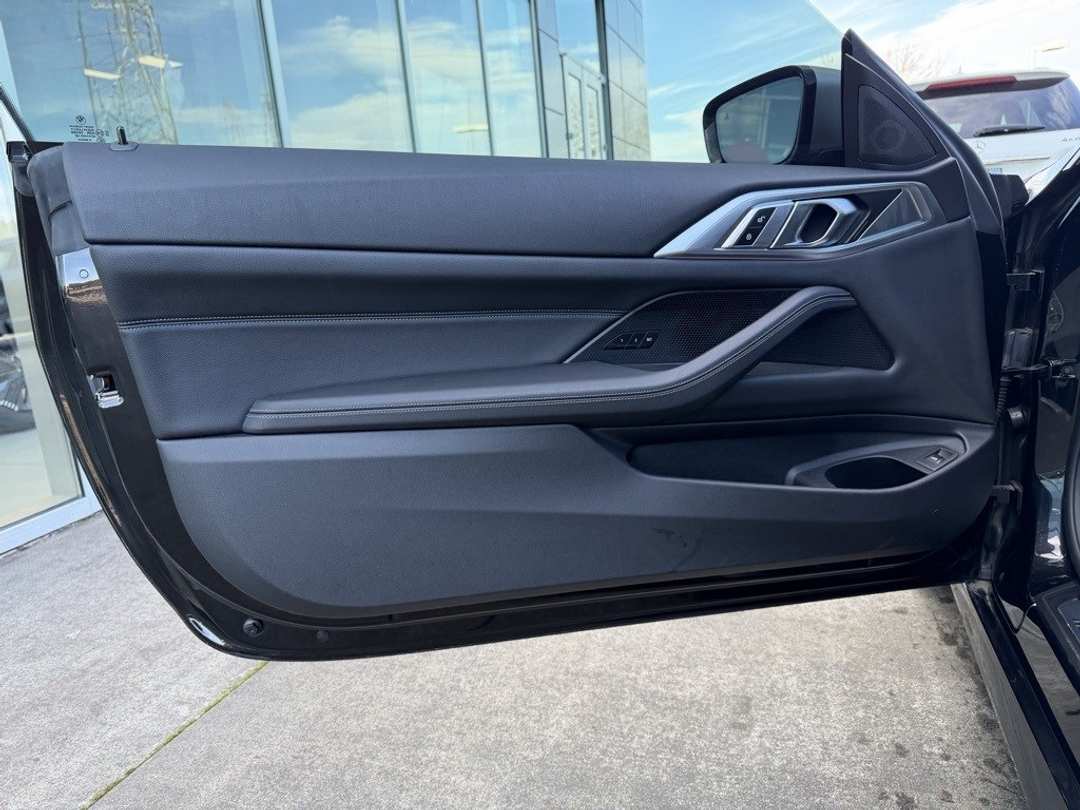 2024 BMW 4 Series M440i xDrive - Image 11