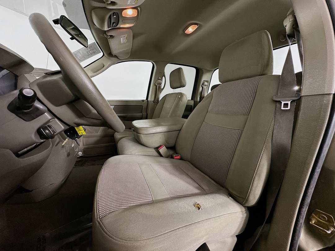 2007 Dodge Ram 2500 SLT - Image 20