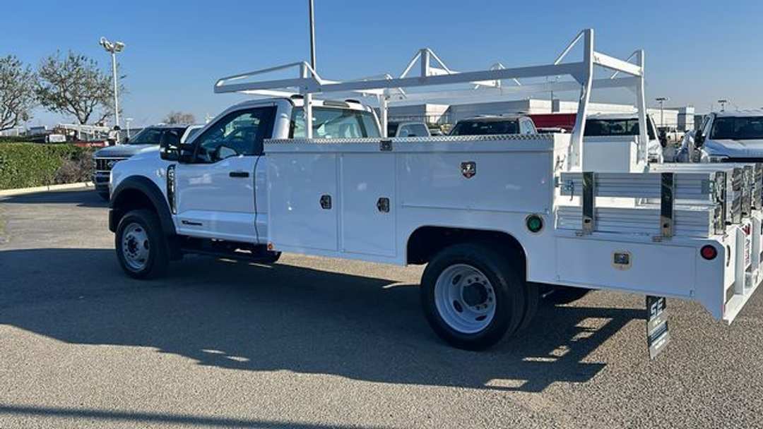 2025 Ford F-550Sd XL - Image 3