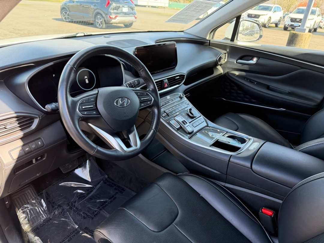 2023 Hyundai Santa Fe Limited - Image 18