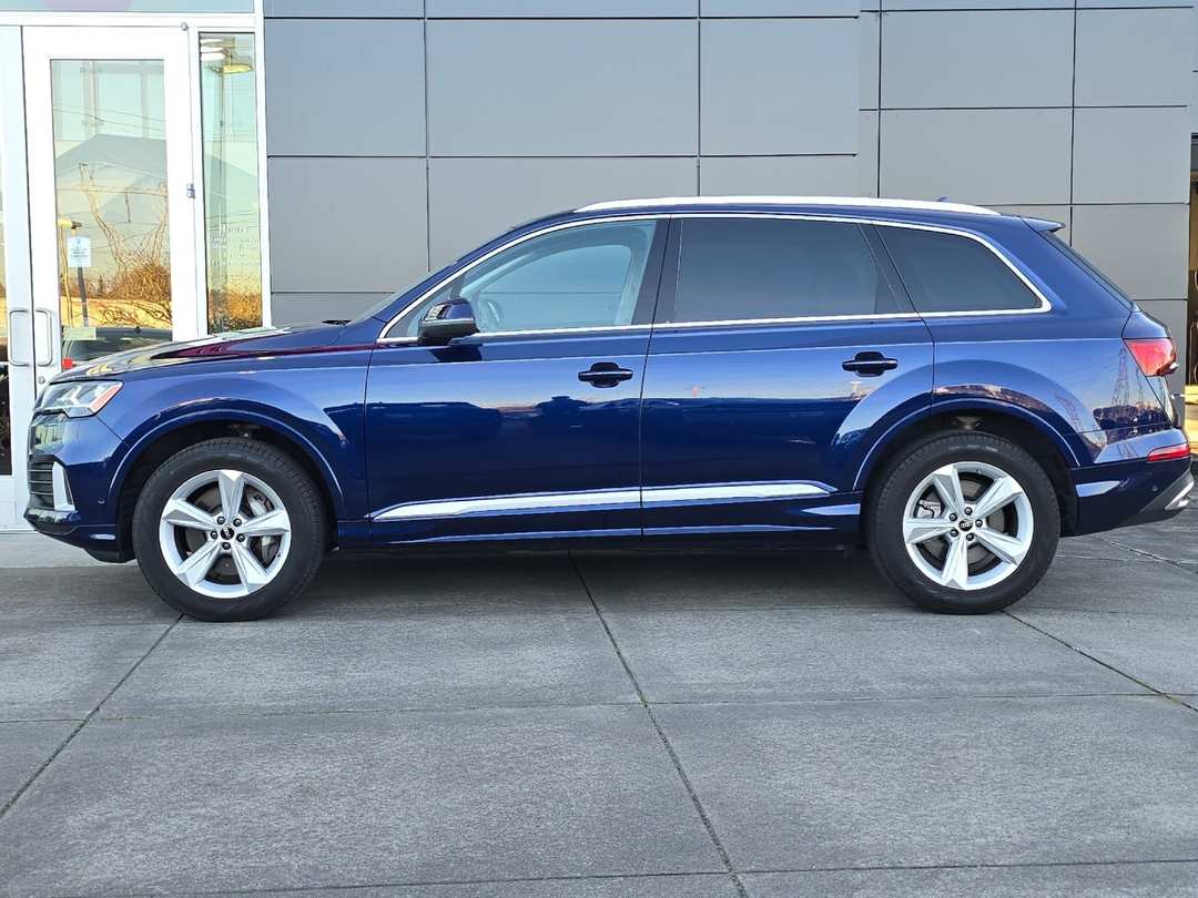2022 Audi Q7 45 Premium - Image 6
