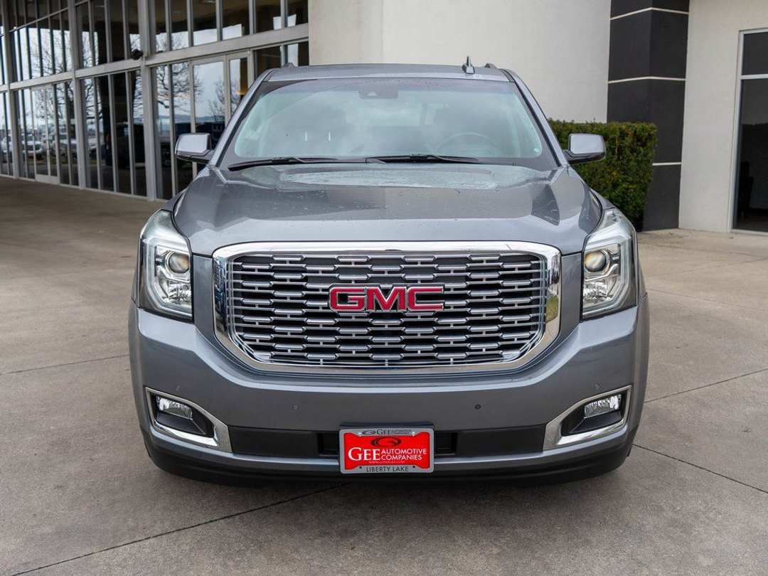 2019 GMC Yukon Denali - Image 2