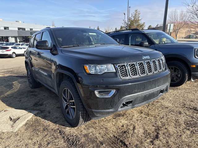 2021 Jeep Grand Cherokee LAREDO