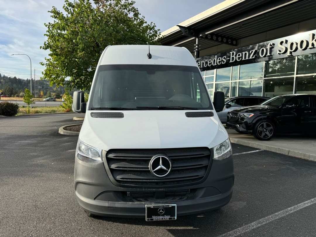 2024 Mercedes-Benz Sprinter 3500 Cargo 144 WB - Image 2