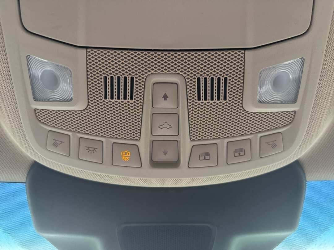 2020 Lincoln Nautilus Reserve - Image 40