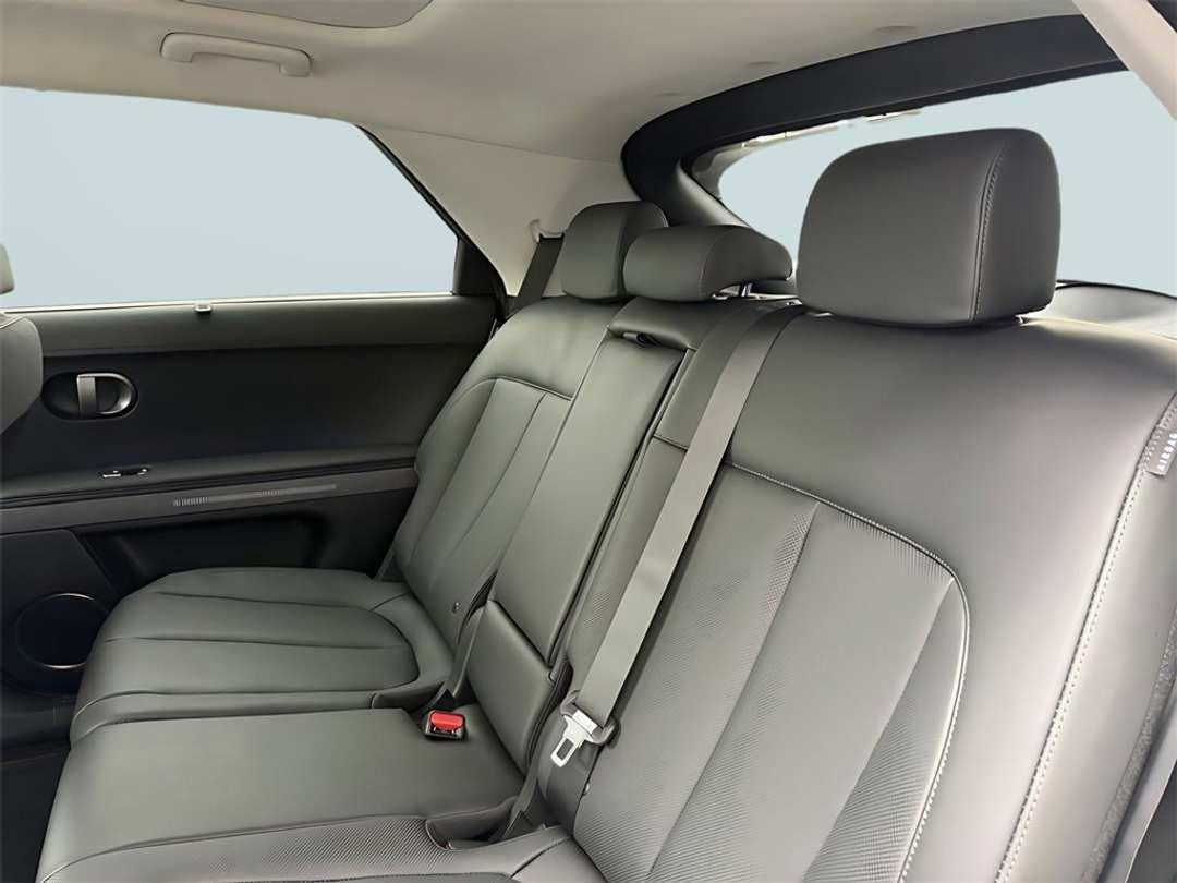 2026 Hyundai Ioniq 5 Limited - Image 31