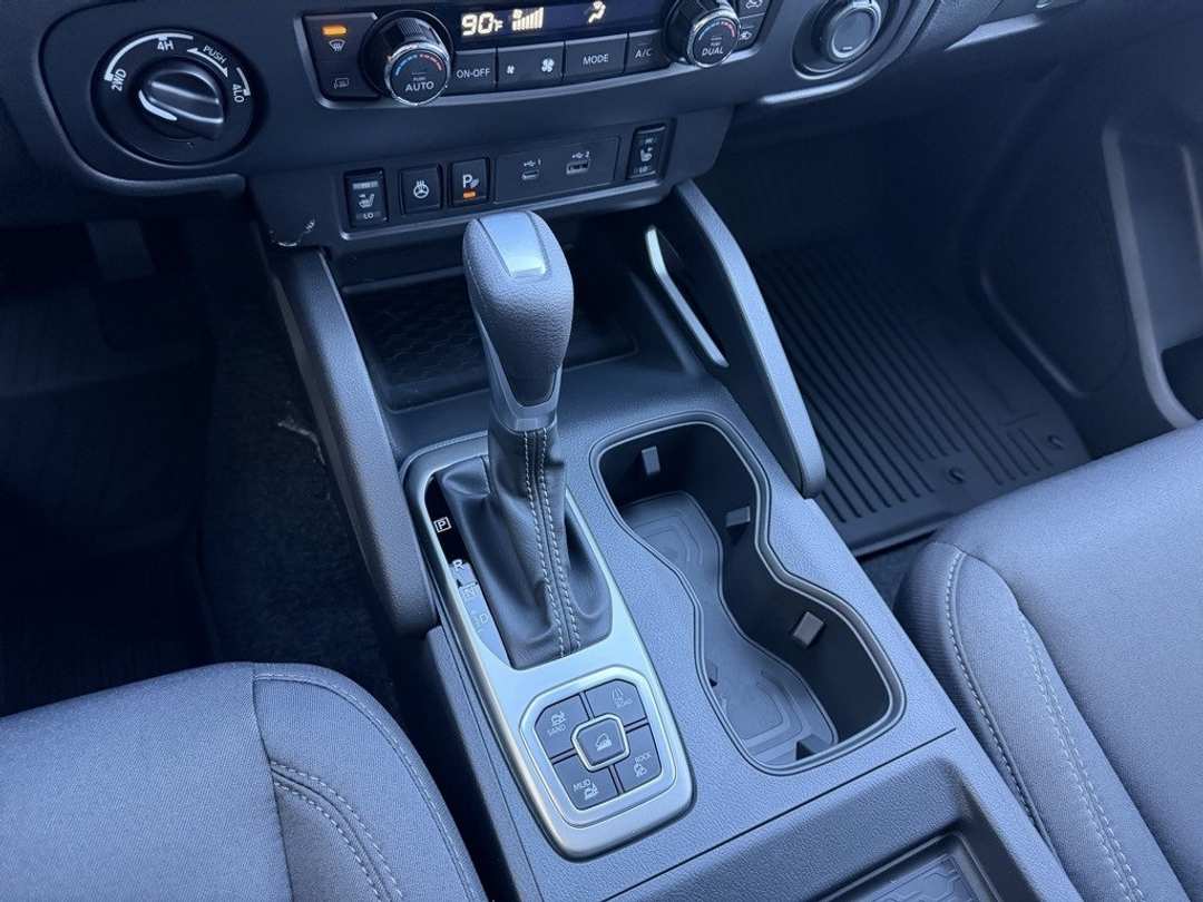 2026 Nissan Frontier SV - Image 23