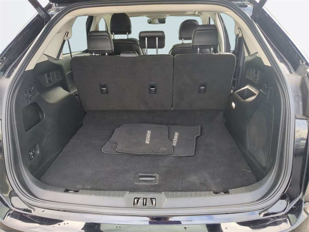 2017 Ford Edge Sport - Image 24