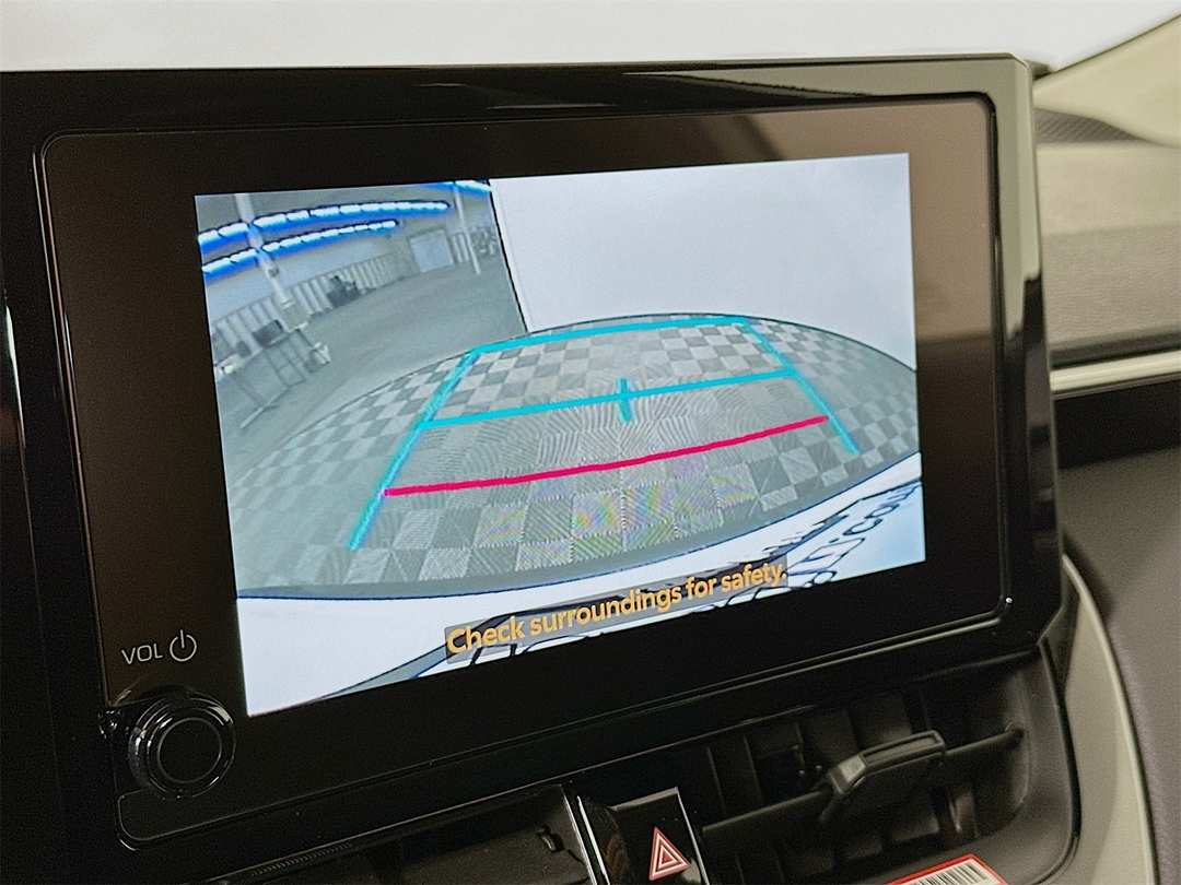 2026 Toyota Corolla Cross LE - Image 14