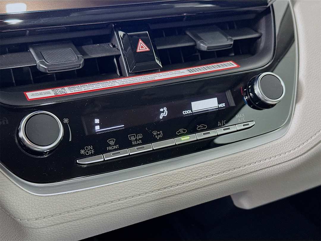 2026 Toyota Corolla Cross L - Image 16