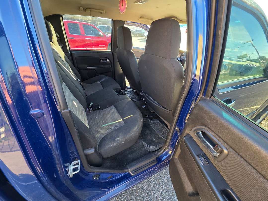 2011 GMC Canyon SLE1 - Image 14