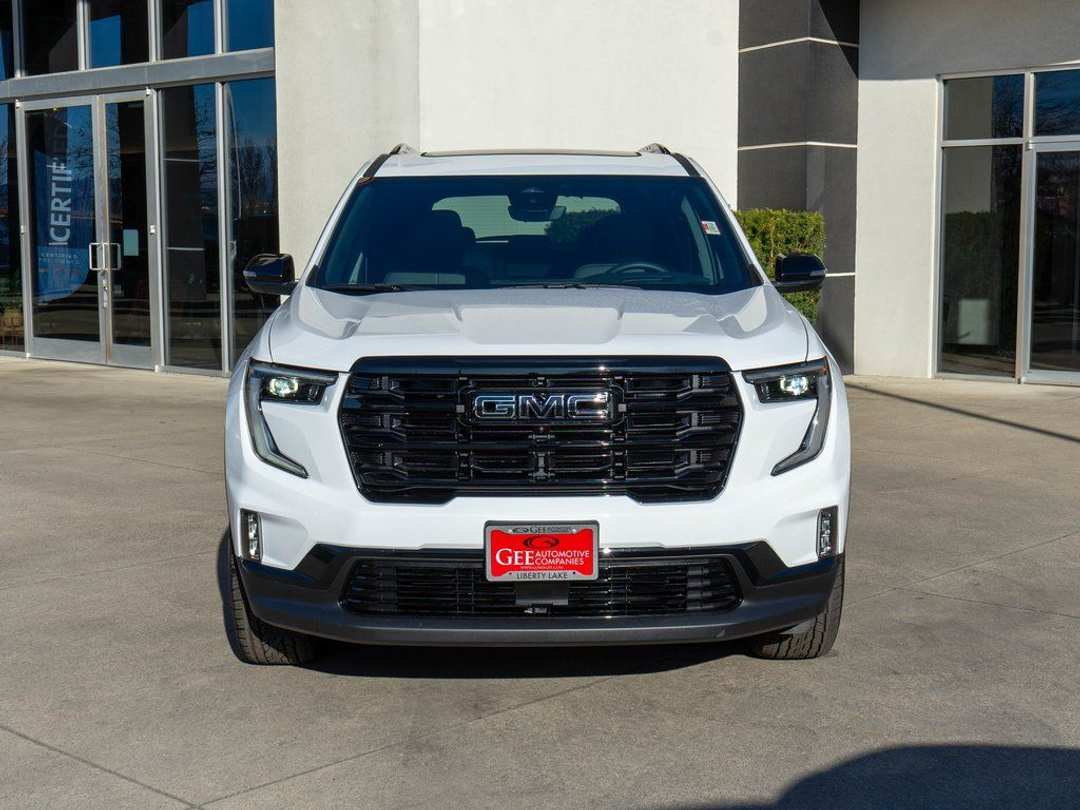 2026 GMC Acadia Elevation - Image 2