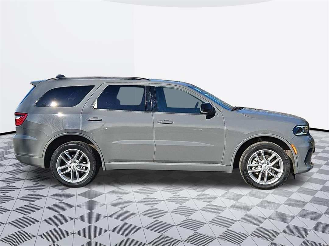 2025 Dodge Durango GT Plus - Image 7