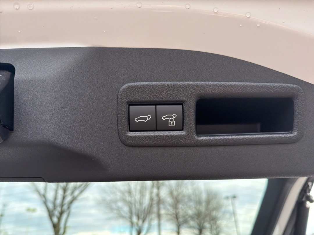 2026 Subaru Solterra Premium - Image 20