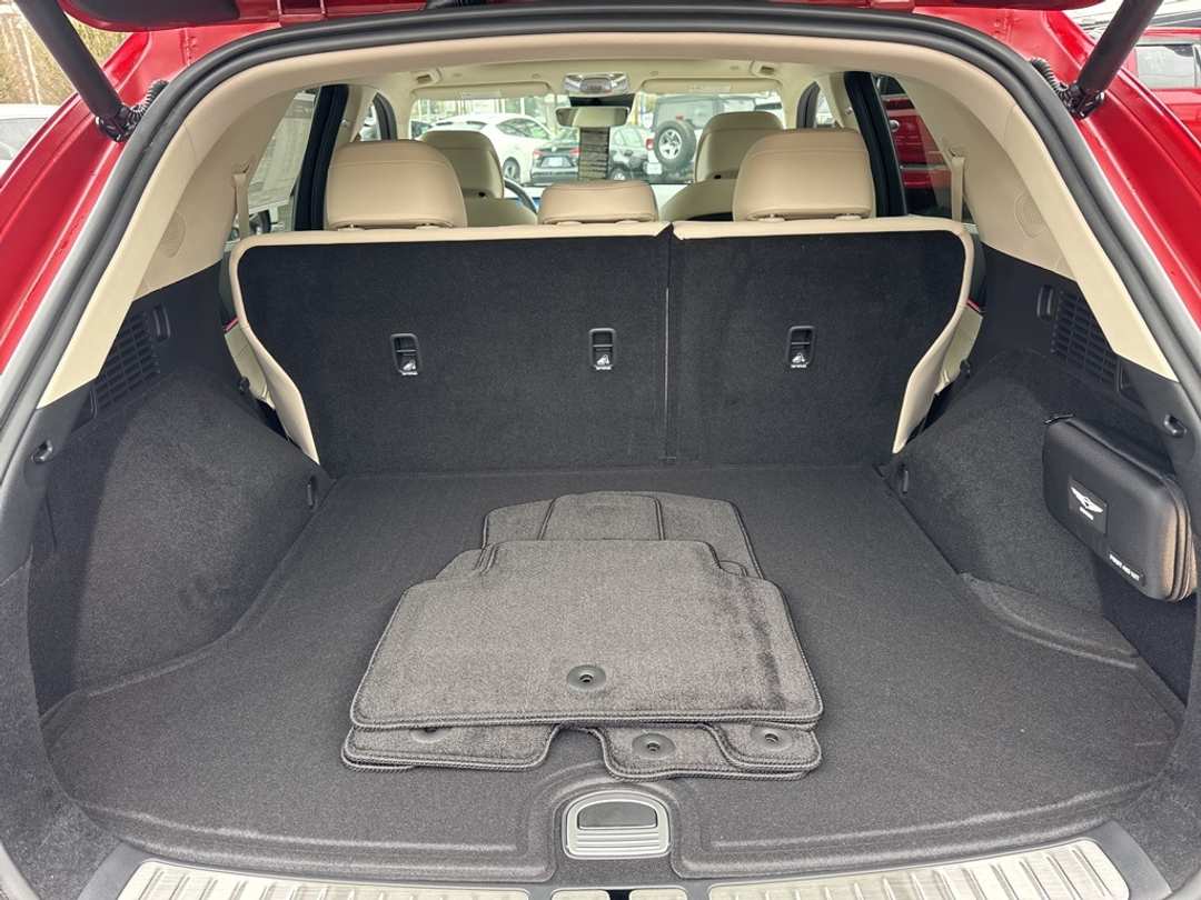 2026 Genesis Gv70 2.5T Advanced - Image 15