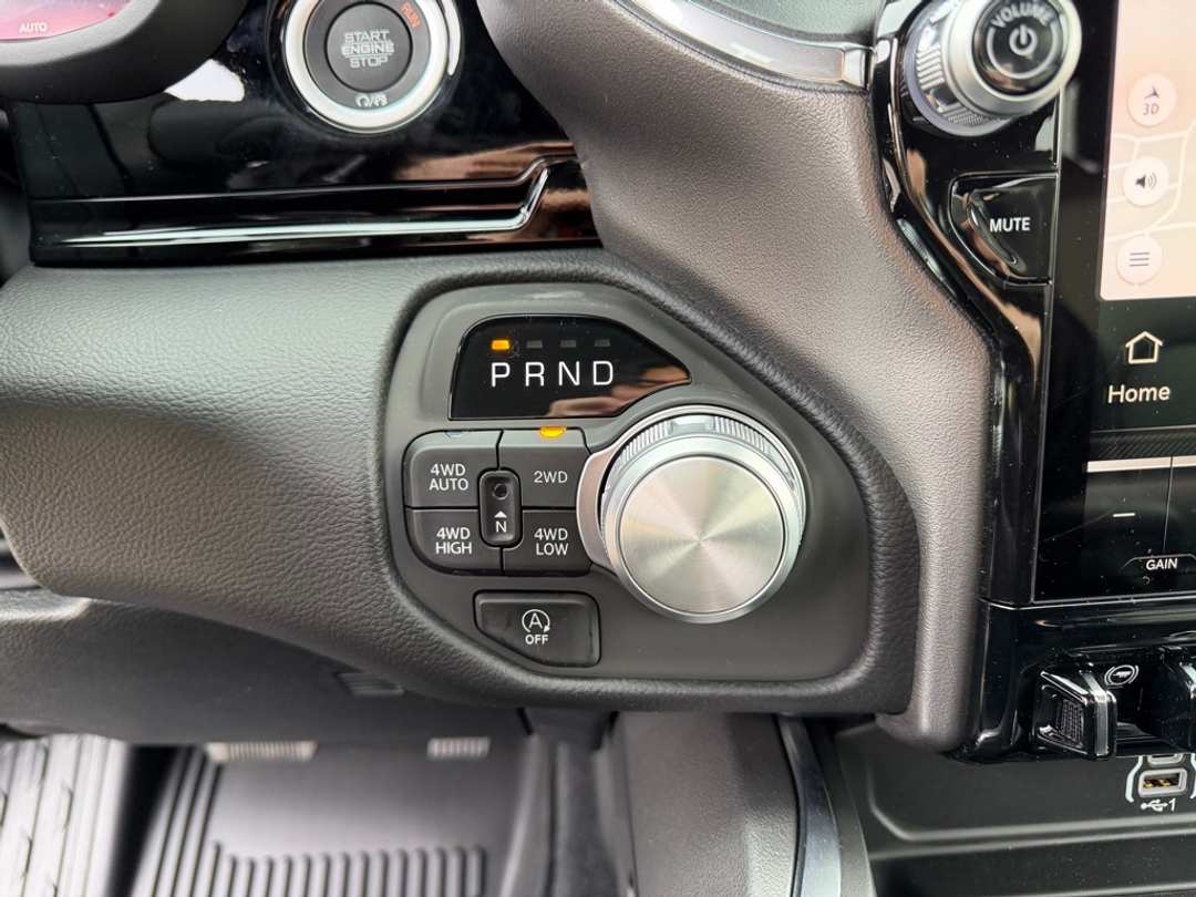 2026 Ram 1500 Laramie - Image 25