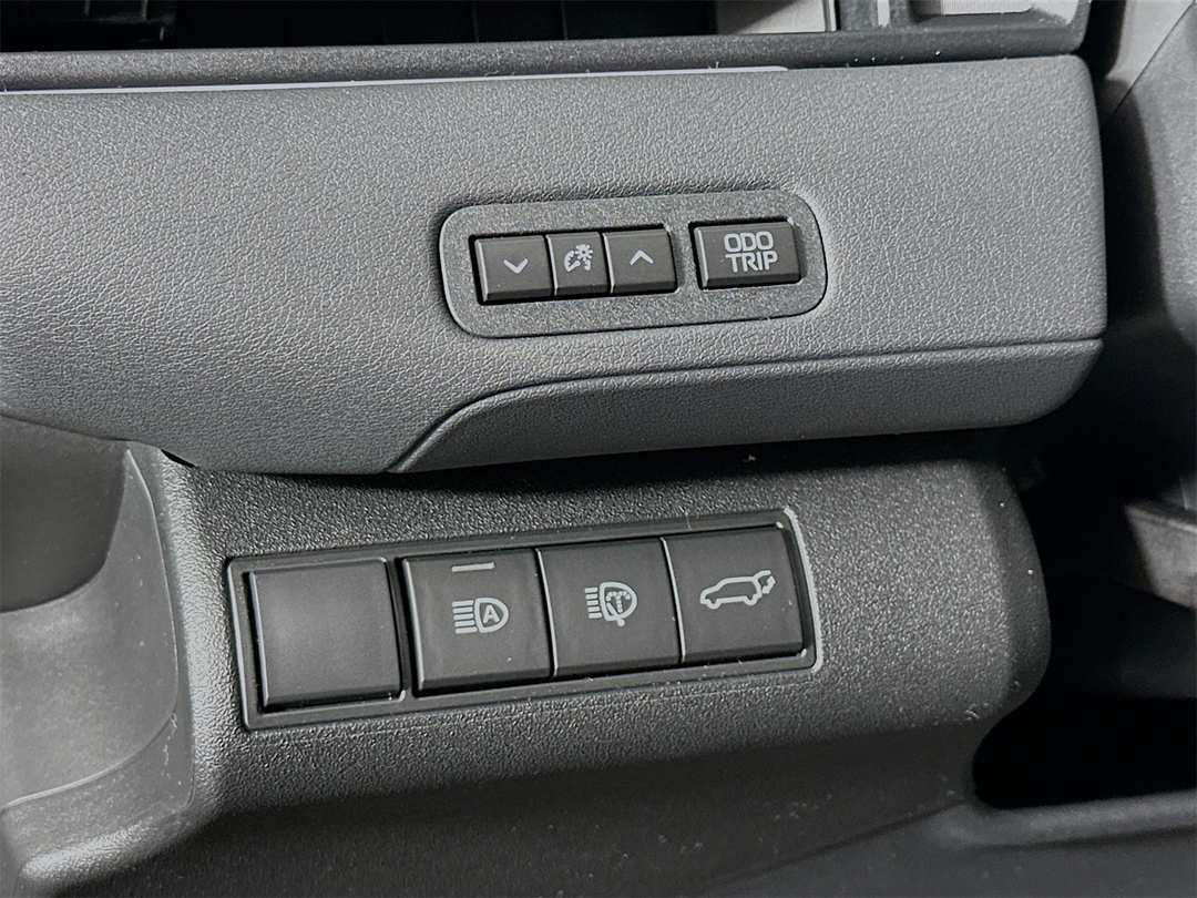 2026 Toyota Bz XLE Plus - Image 10