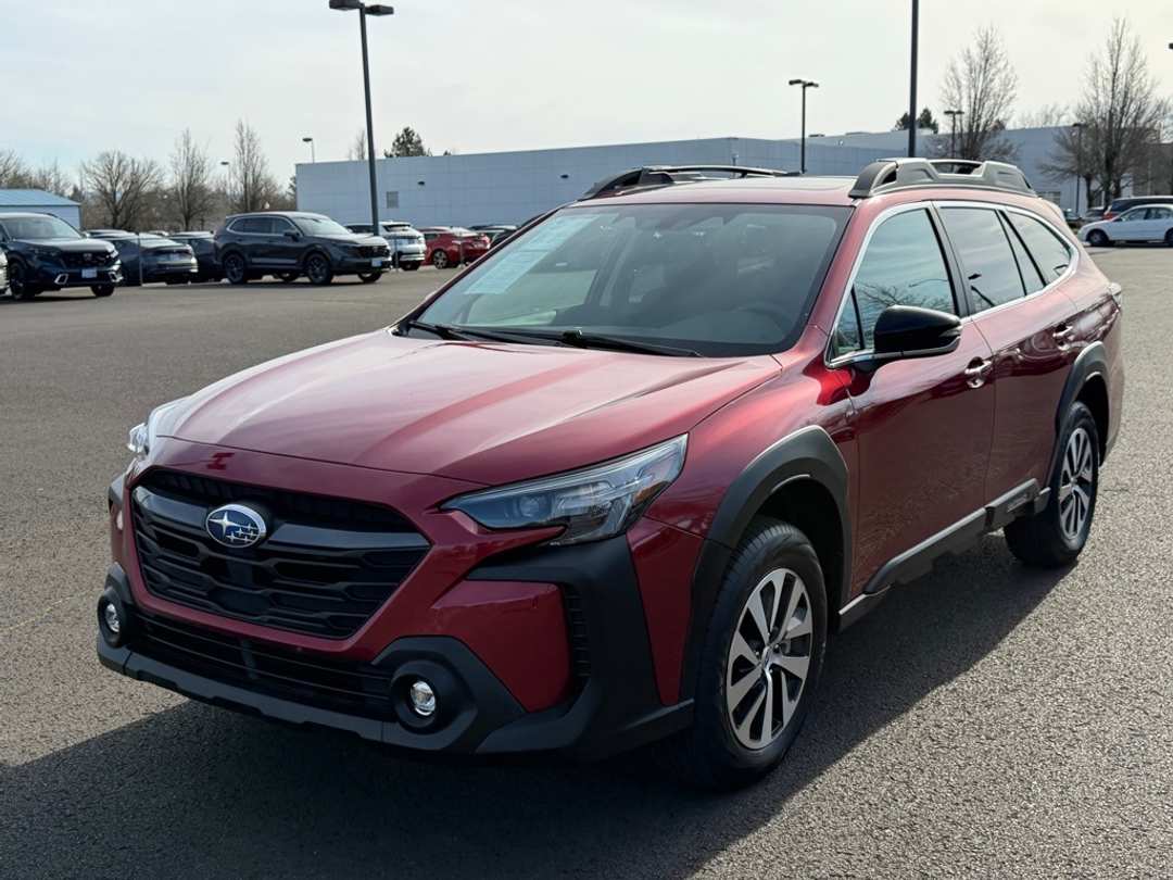 2025 Subaru Outback Premium - Image 4