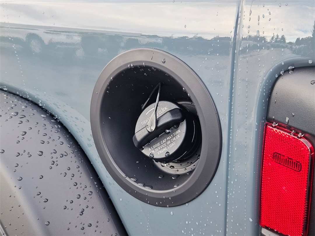 2026 Jeep Wrangler Sport - Image 28