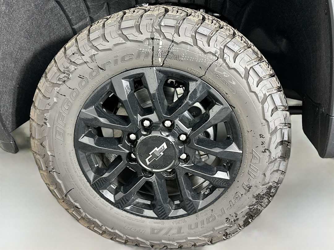 2025 Chevrolet Silverado 2500Hd LTZ - Image 33