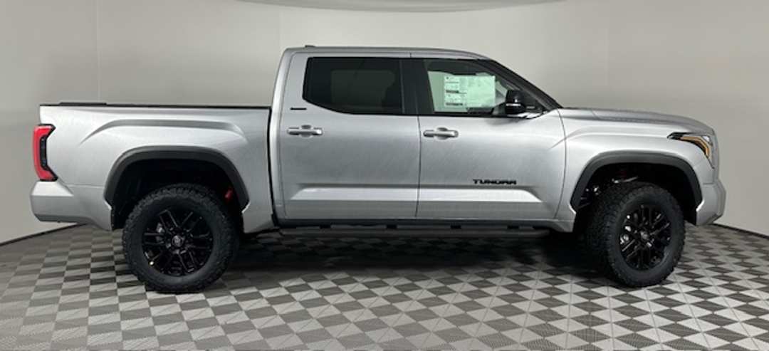 Toyota Tundra - Image 2
