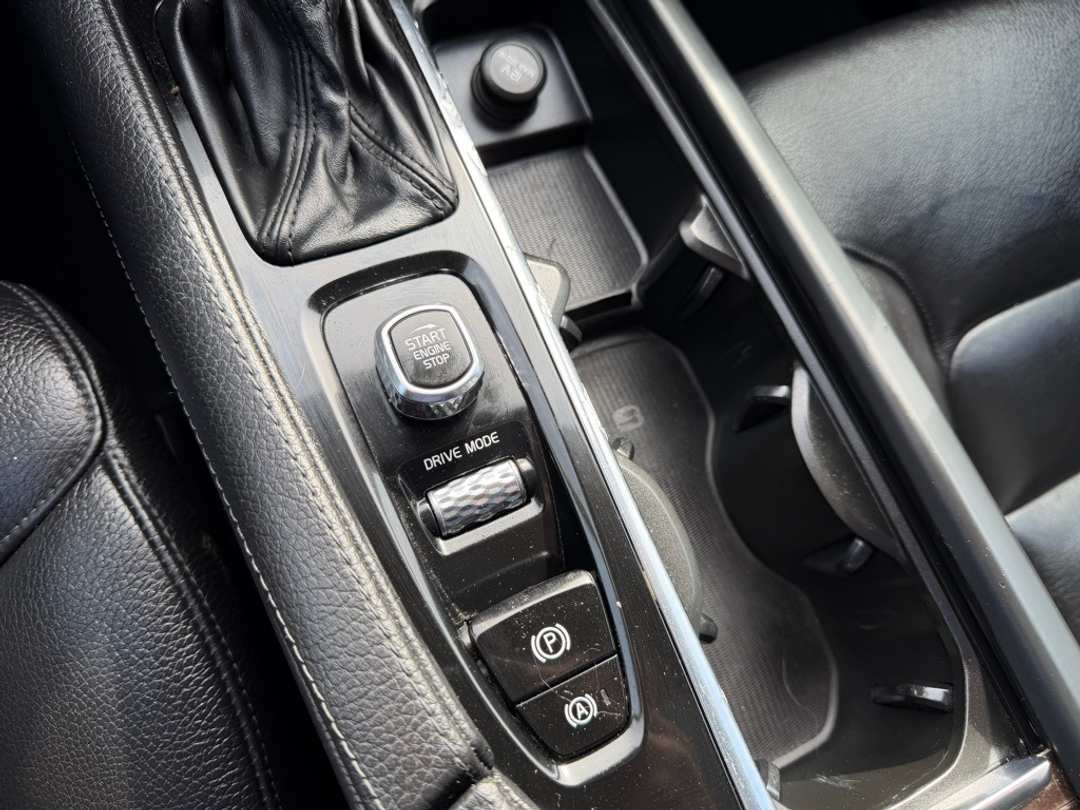 2018 Volvo Xc90 T6 Momentum - Image 26