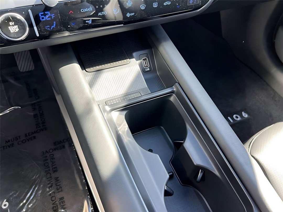 2025 Hyundai Ioniq 6 SEL - Image 21