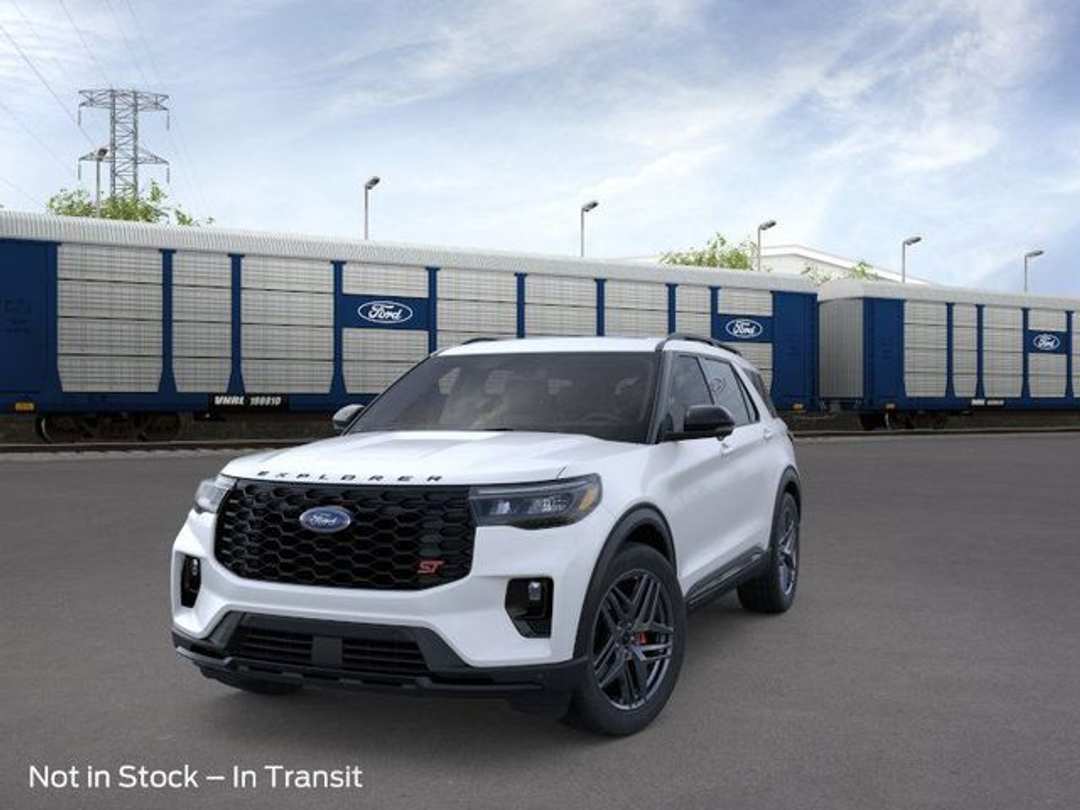 2026 Ford Explorer ST - Image 2