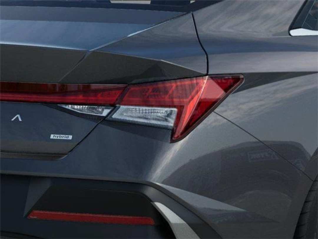2026 Hyundai Elantra Limited - Image 10