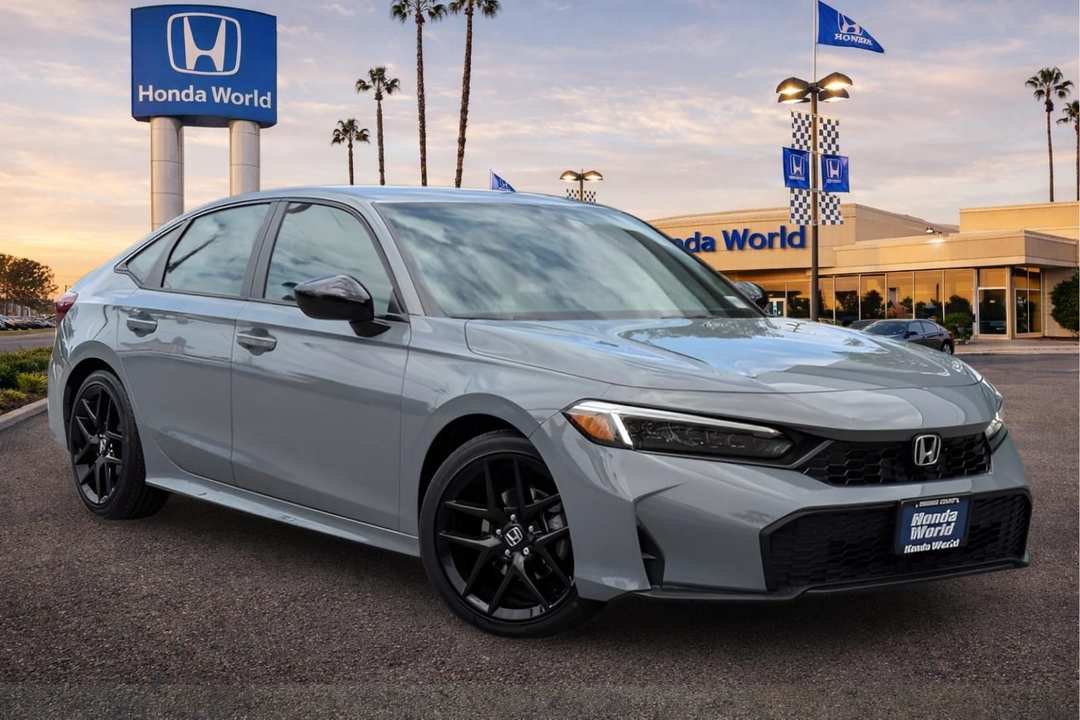 2026 Honda Civic Sport - Image 2